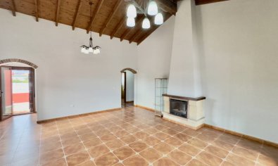 Reventa - Finca -
Orihuela