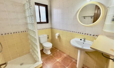 Reventa - Finca -
Orihuela