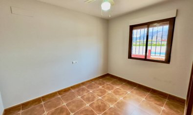 Reventa - Finca -
Orihuela