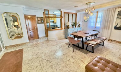 Resale - Villa -
Guardamar del Segura