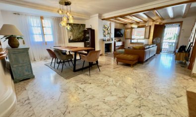 Resale - Villa -
Guardamar del Segura