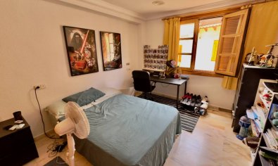Resale - Villa -
Guardamar del Segura