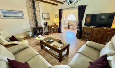 Bestaande bouw - Finca -
Orihuela