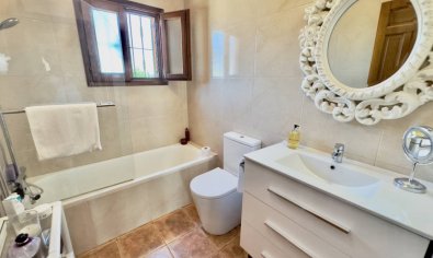 Bestaande bouw - Finca -
Orihuela