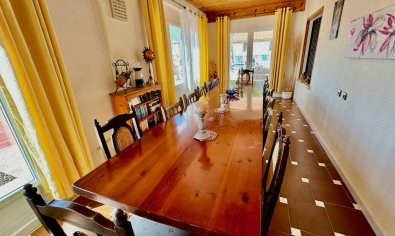 Reventa - Finca -
Castalla