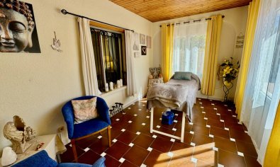 Reventa - Finca -
Castalla
