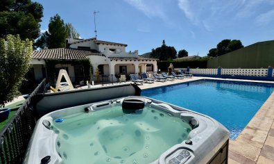 Reventa - Finca -
Castalla