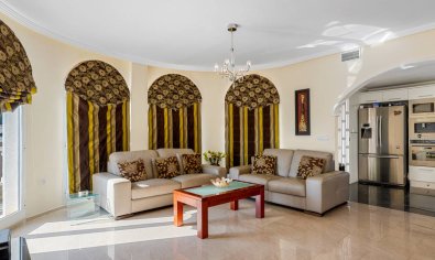 Resale - Villa -
Ciudad Quesada