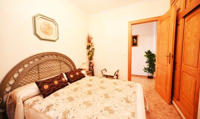 Bestaande bouw - Appartement -
Torrevieja - La Mata