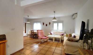 Bestaande bouw - Finca -
Cocentaina