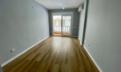 Bestaande bouw - Appartement -
Torrevieja - La Mata