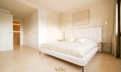 Reventa - Villa -
Altea