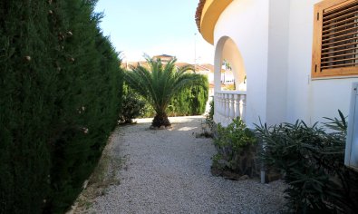 Bestaande bouw - Villa -
Orihuela Costa - Mil Palmeras