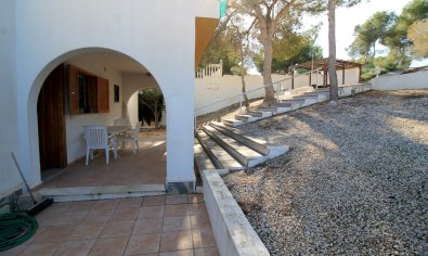 Bestaande bouw - Villa -
Orihuela Costa - Mil Palmeras