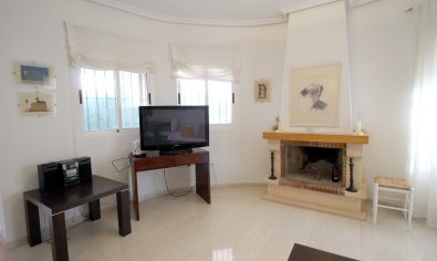 Bestaande bouw - Villa -
Orihuela Costa - Mil Palmeras