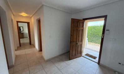 Resale - Finca -
Catral