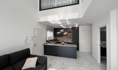 Resale - Villa -
Los Montesinos