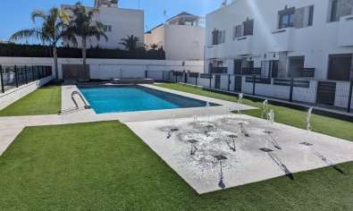 Bestaande bouw - Herenhuis -
Torrevieja - La Siesta