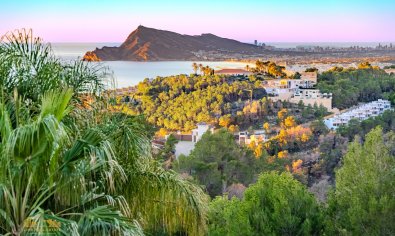 Resale - Villa -
Altea