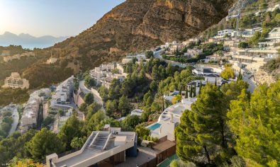 Resale - Villa -
Altea