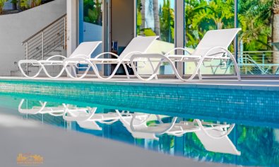 Resale - Villa -
Altea