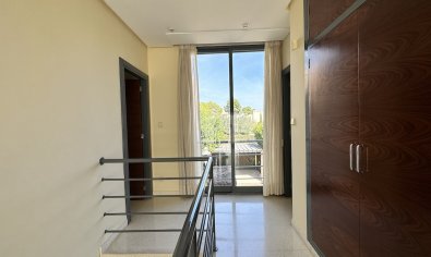 Reventa - Villa -
Orihuela Costa - Dehesa de campoamor