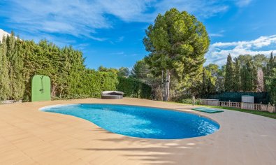 Bestaande bouw - Villa -
Torrevieja - Los Balcones