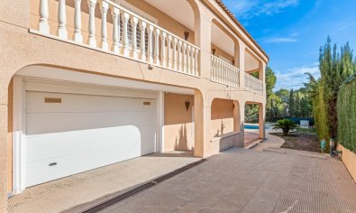 Bestaande bouw - Villa -
Torrevieja - Los Balcones