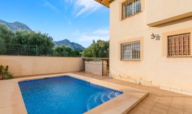 Reventa - Villa -
Polop