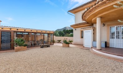 Reventa - Villa -
Polop