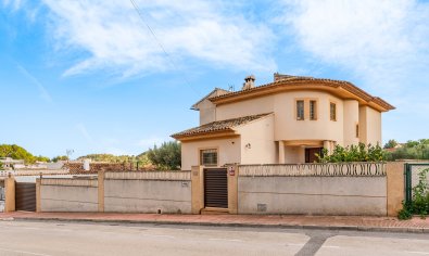 Reventa - Villa -
Polop