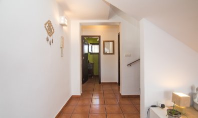 Resale - Villa -
Santa Pola