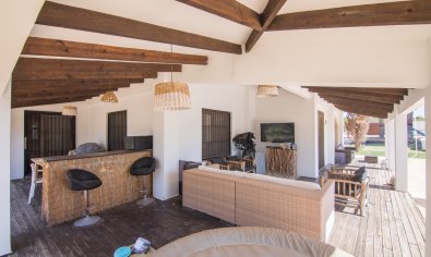 Resale - Villa -
Santa Pola