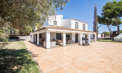 Resale - Villa -
Santa Pola