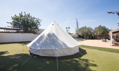Resale - Villa -
Santa Pola