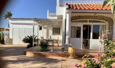 Reventa - Villa -
San Fulgencio - Urbanización La Marina