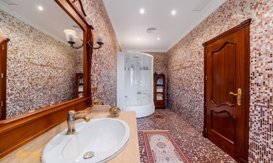 Reventa - Villa -
Altea