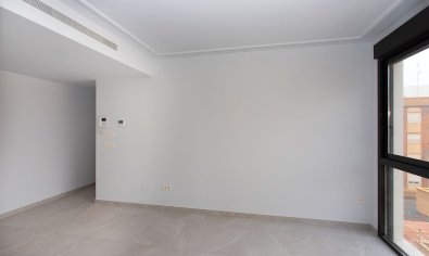 Reventa - Apartamento / piso -
Torrevieja - Playa del Cura