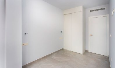 Reventa - Apartamento / piso -
Torrevieja - Playa del Cura