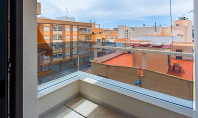 Reventa - Apartamento / piso -
Torrevieja - Playa del Cura