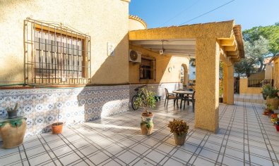 Reventa - Villa -
Orihuela Costa - Villamartín