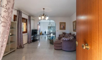 Reventa - Villa -
Orihuela Costa - Villamartín