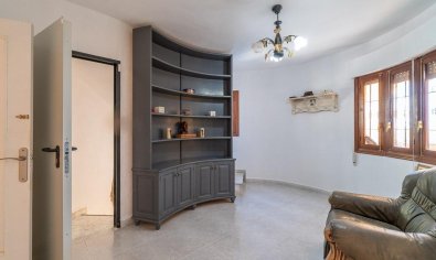 Reventa - Villa -
Orihuela Costa - Villamartín