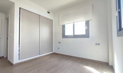 Bestaande bouw - Herenhuis -
Torrevieja - El Acequión - Los Náufragos