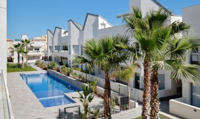 Bestaande bouw - Herenhuis -
Torrevieja - El Acequión - Los Náufragos