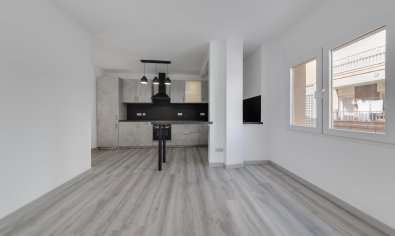 Bestaande bouw - Appartement -
Torrevieja - Center