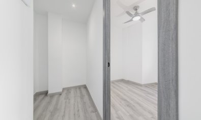 Bestaande bouw - Appartement -
Torrevieja - Center