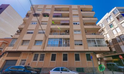 Bestaande bouw - Appartement -
Torrevieja - Center