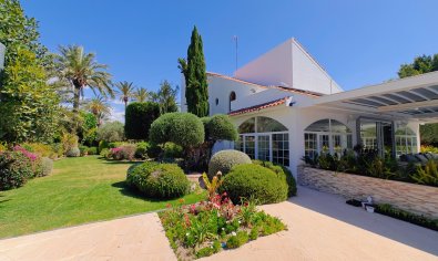 Bestaande bouw - Villa -
Elche