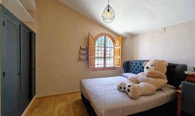 Bestaande bouw - Villa -
Elche